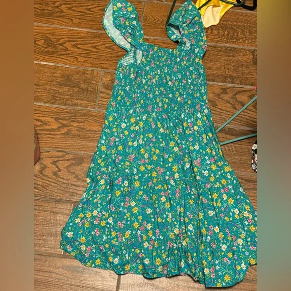 Time and Tru | Dresses | Size Medium Time Tru Green Floral Dress | Poshmark